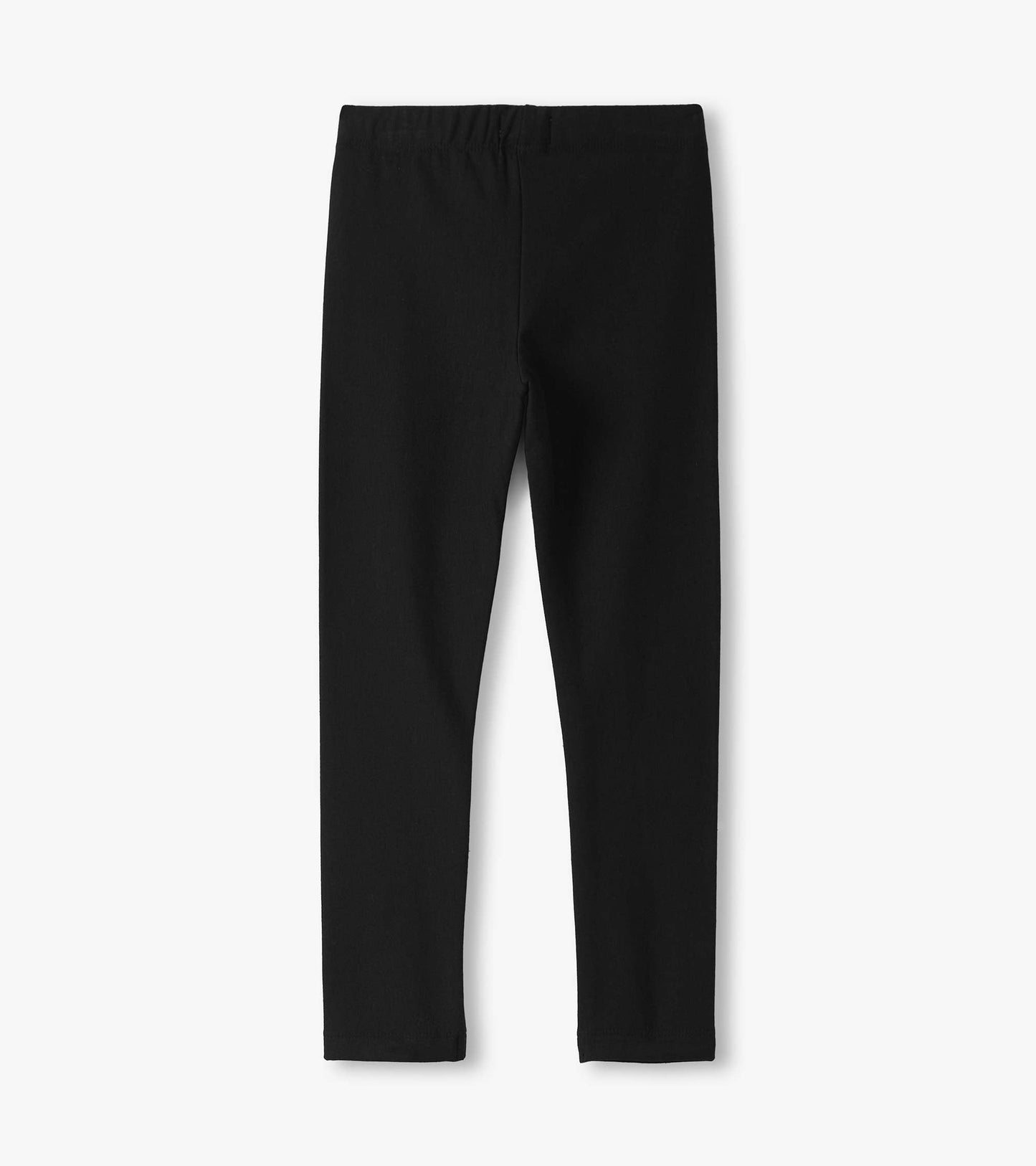 Black cozy leggings with an elastic waistband, designed for comfort and ease of movement.