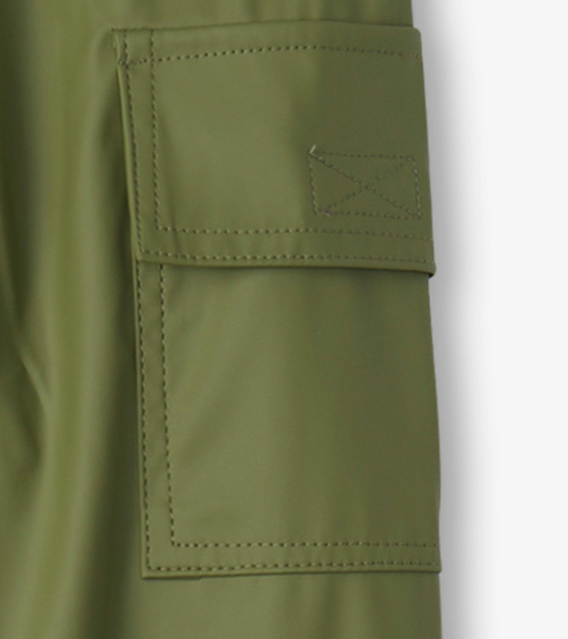 Forest green waterproof kids' rain pants with a side pocket and stitched detailing. Ideal for outdoor play in wet weather.