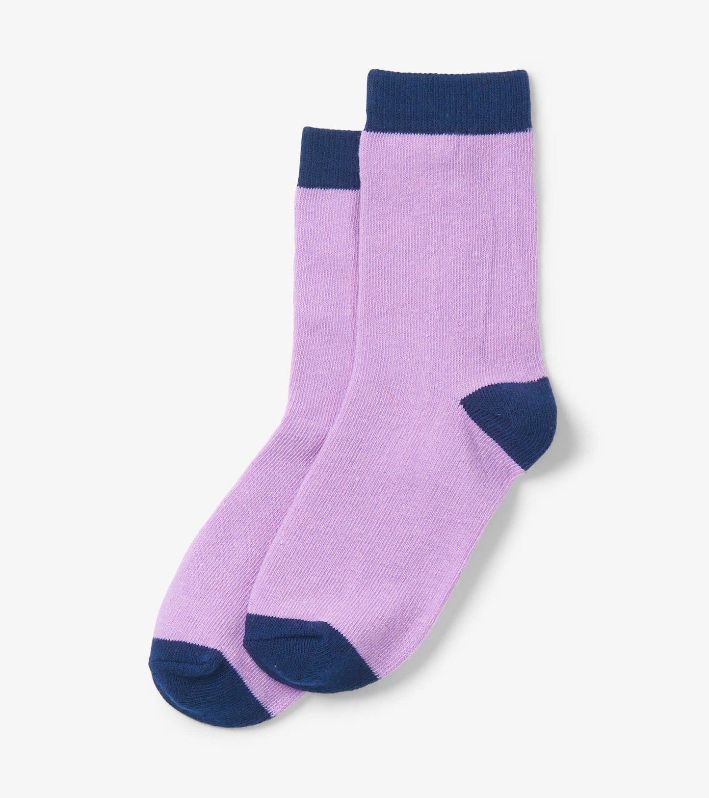 Lilac crew socks with navy cuffs and toe, suitable for kids aged 2-12. Soft material for comfort.