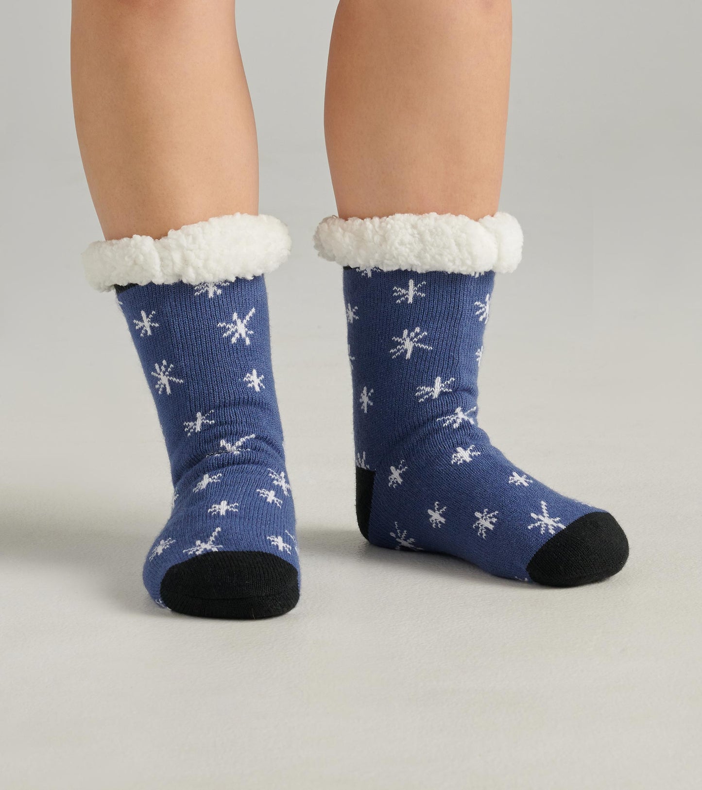 Snowflakes Women's Sherpa Lined Cabin Sock