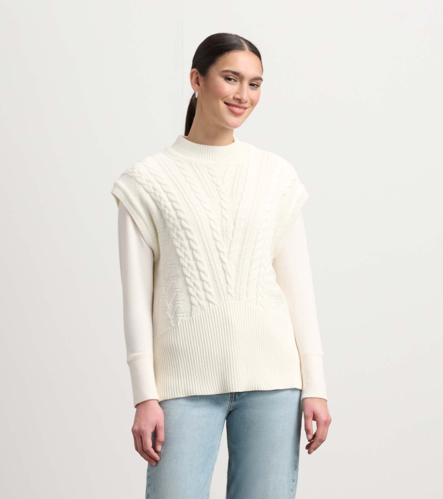 Cable Jumper Vest - Cream