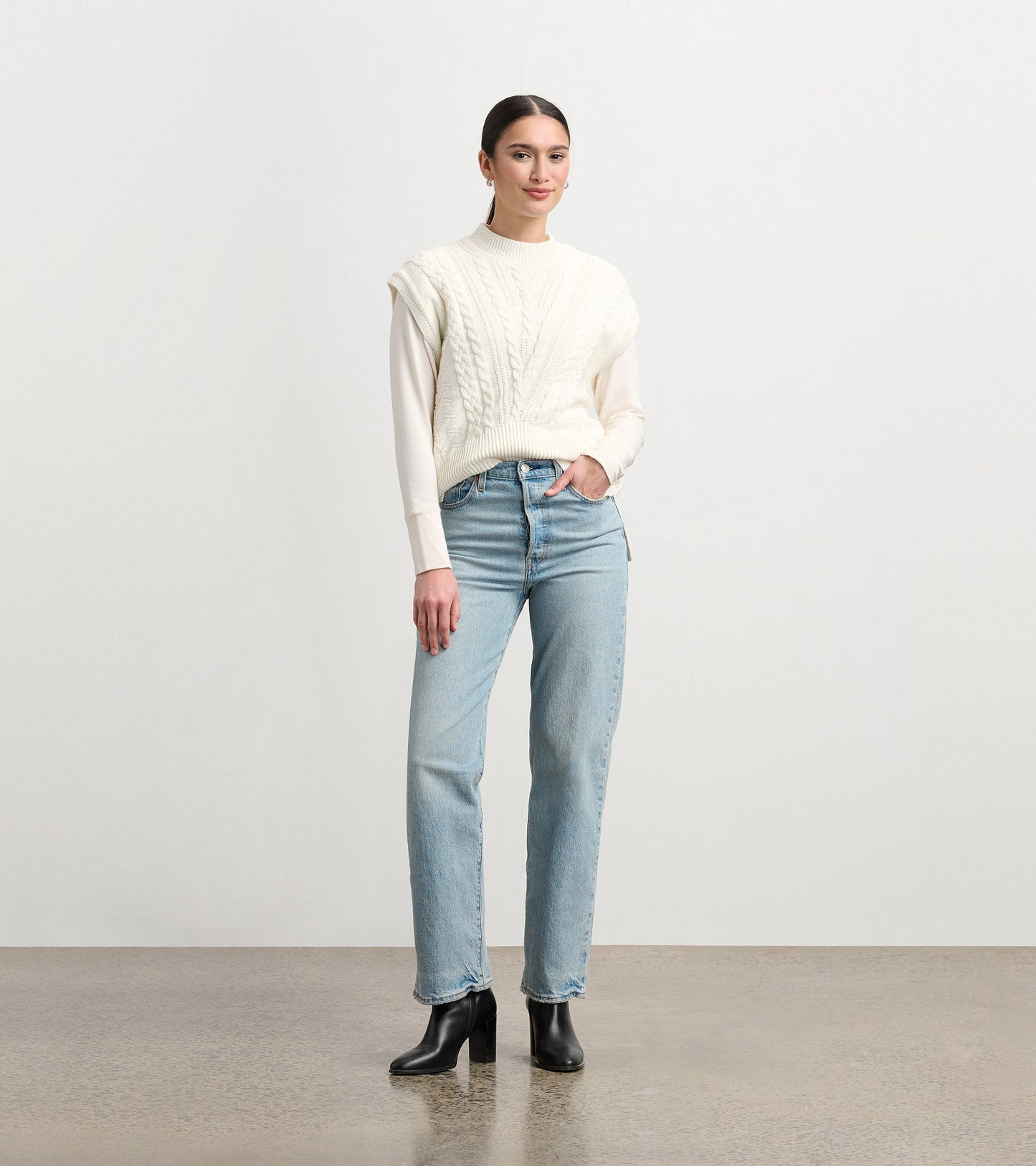 Cable Jumper Vest - Cream