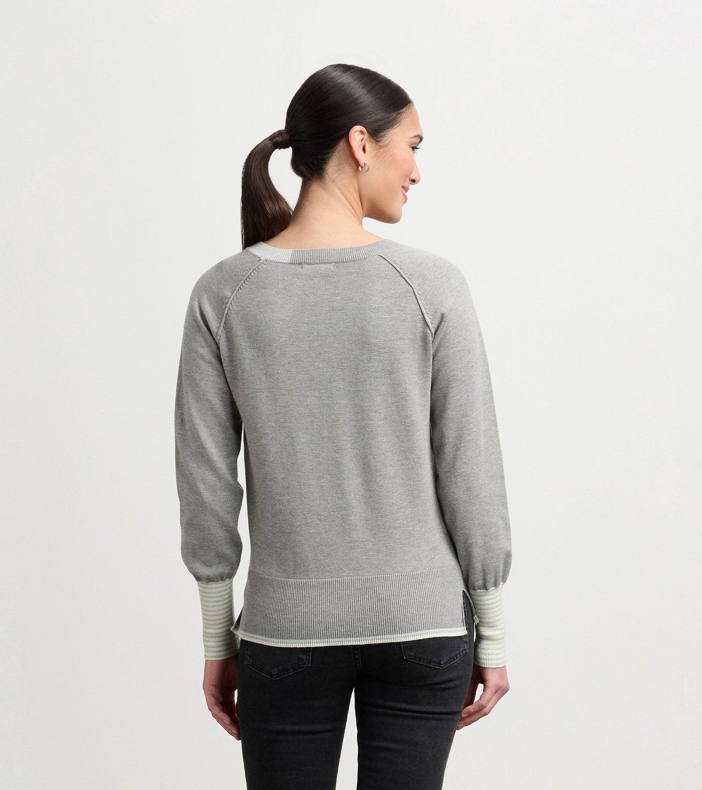 Cary V-Neck Jumper - Charcoal Melange