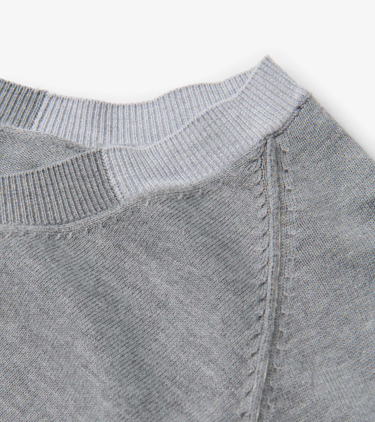 Cary V-Neck Jumper - Charcoal Melange