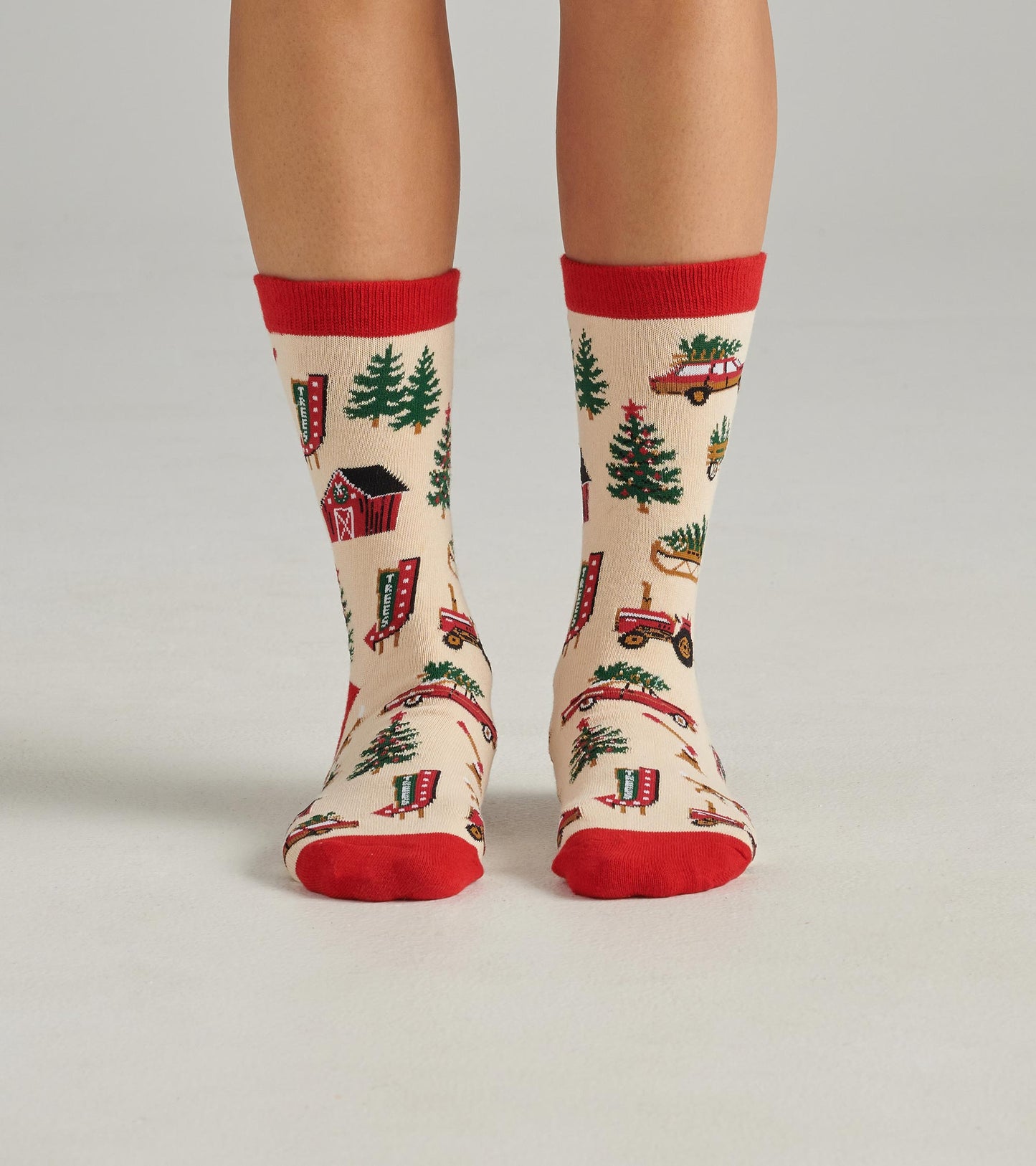 Women's Christmas Tree Farm Crew Socks