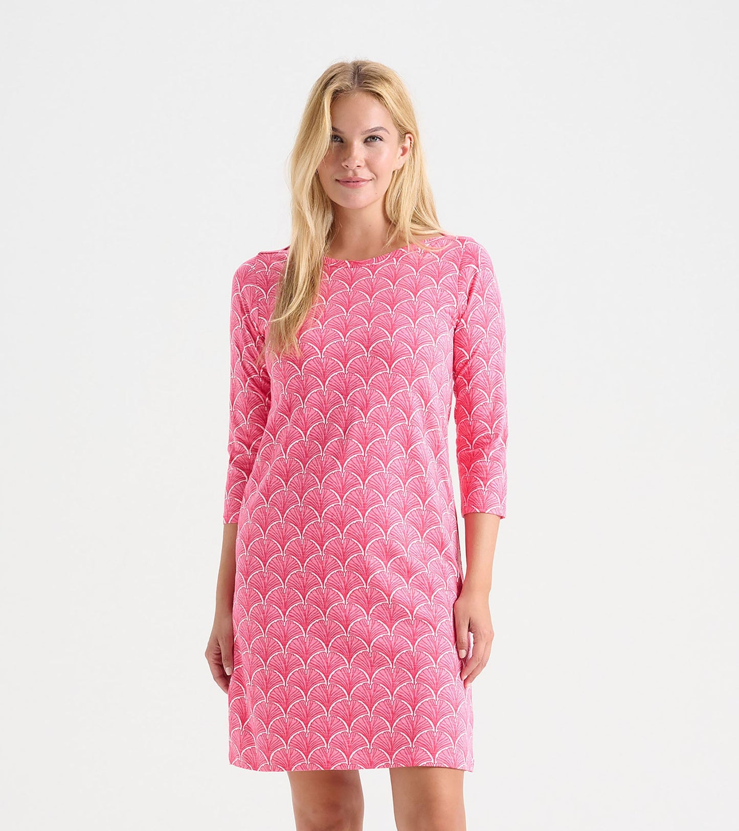 Coral 3/4 sleeve summer dress featuring a fan pattern, perfect for casual outings.