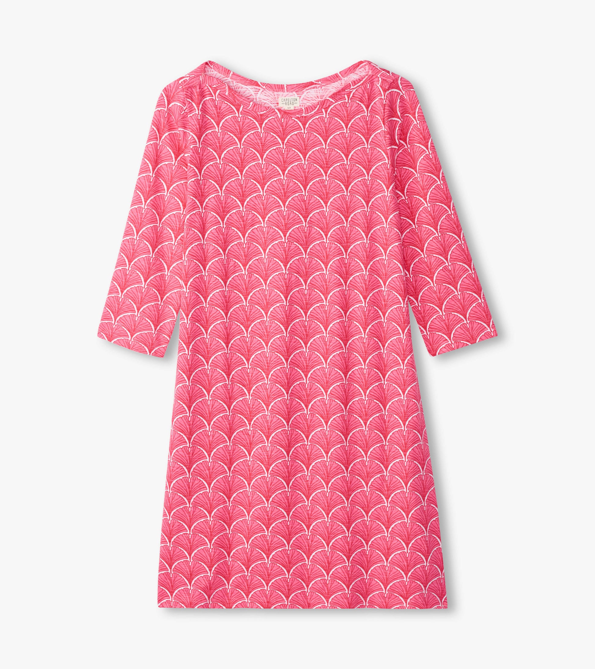 Coral summer dress with 3/4 sleeves and a fan pattern, perfect for warm weather.